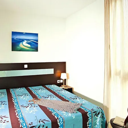 Apartment Residence Le Crystal Cagnes-Sur-Mer - Caz02123-Sya